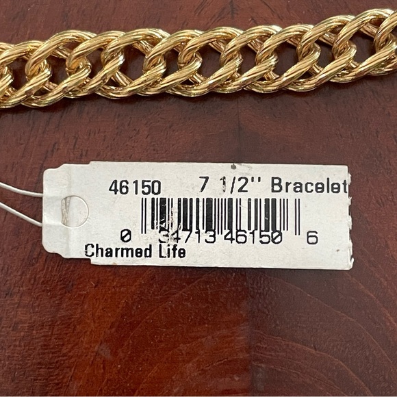 NOS Vintage Monet Gold Tone Textured Curb Chain Link Bracelet; 7.5” - Picture 6 of 7
